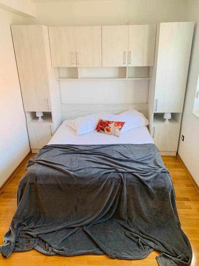 Apartments Nika Sukošan Kültér fotó