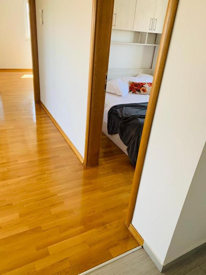 Apartments Nika Sukošan Kültér fotó